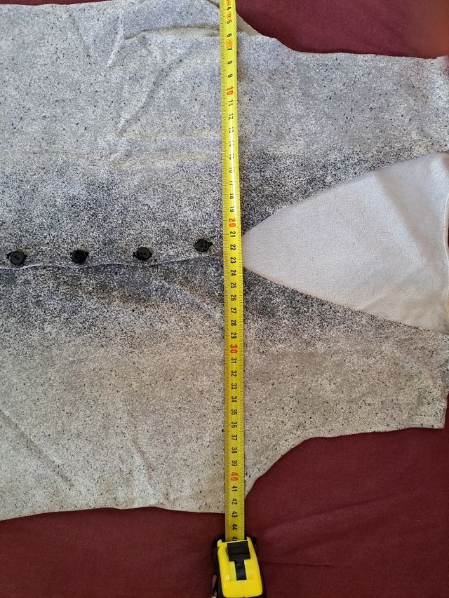 chaleco gris de hilo