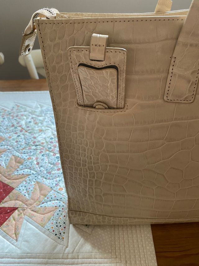 Cartera de piel porta-documentos Piquadro.