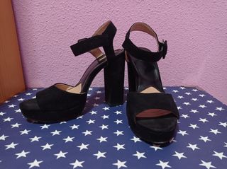 Sandalias de fiesta.