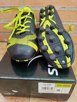 Botas fútbol tacos N.36