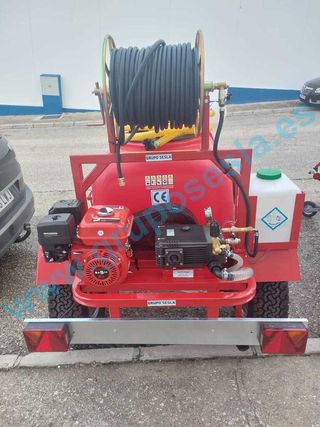 Equipo todo terreno extinción de incendios 600 l