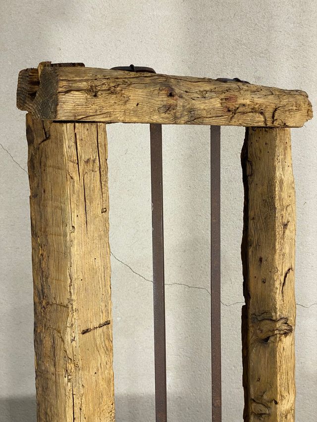 Ventana antigua con reja de forja, s.XVIII