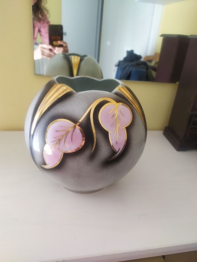 Jarrón o figura de cerámica