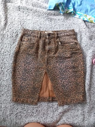falda de leopardo