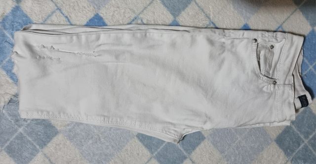 Pantalón blanco