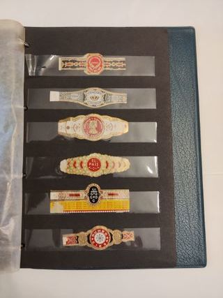 Vitolas. 2 albumes de vitolas antiguas.