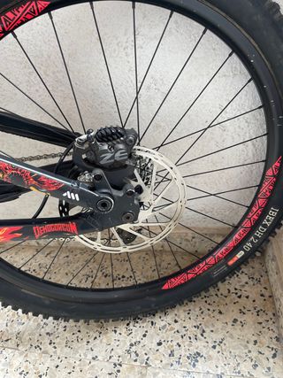 Commencal supreme v3 dh park