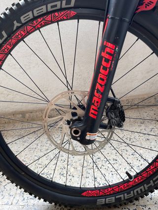 Commencal supreme v3 dh park