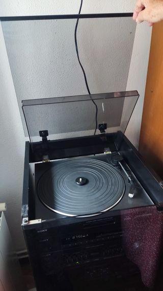 minicadena Sony de 1980 con mueble