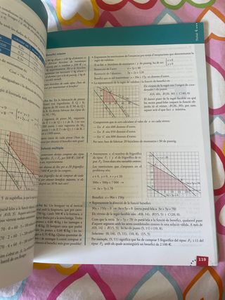 Matemàtiques aplicades a les ciéncies socials