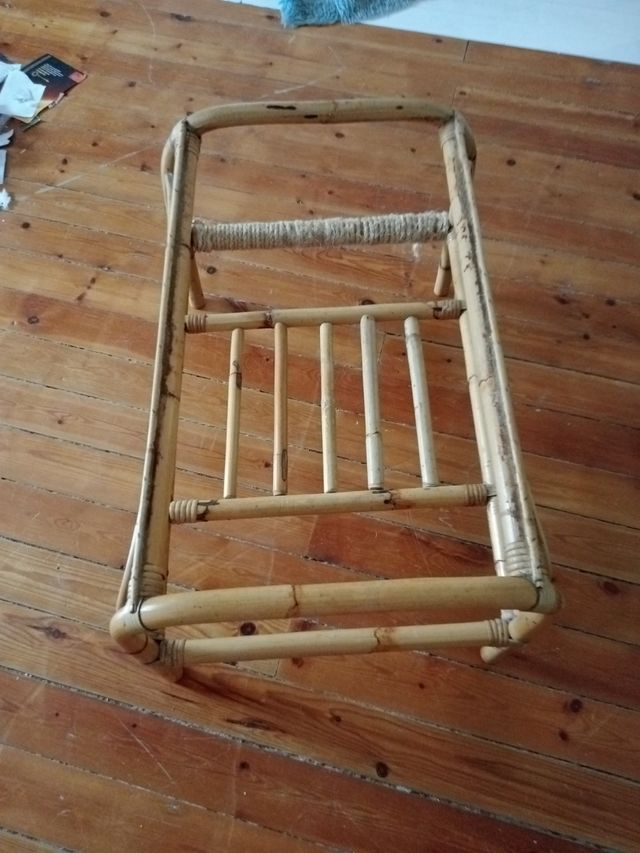 Mesita de bambú,salón, muy bonita.Vintage!