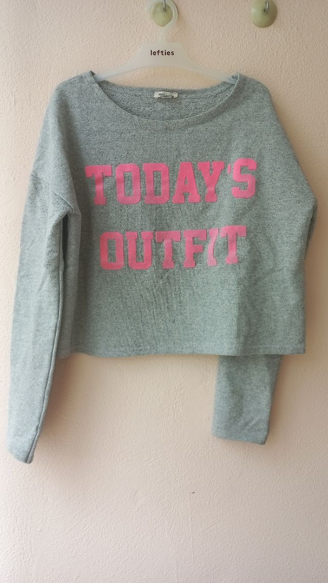 Sudadera corta gris con letras