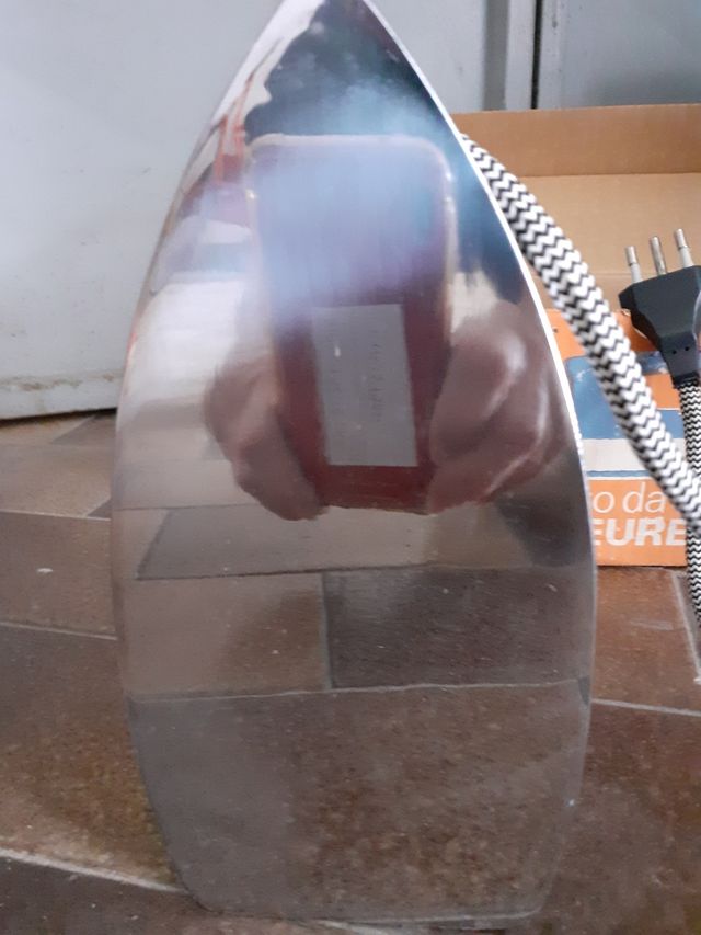 2 ferri da stiro vintage 1 piccolo 