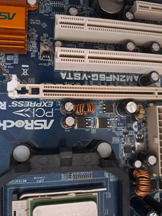 placa Asrock  AM2NF6G-VSTA con procesador y ram