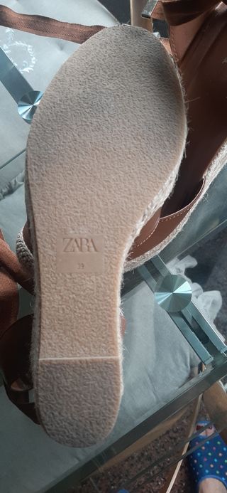 Alpargatas piel Zara