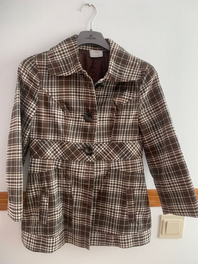 Gabardina marrón cuadros