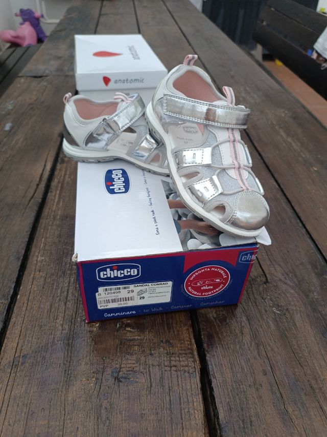 Sandalias 29 chicco sin estrenar