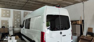 Instalacion d Ventanas y claraboyas para tu CAMPER