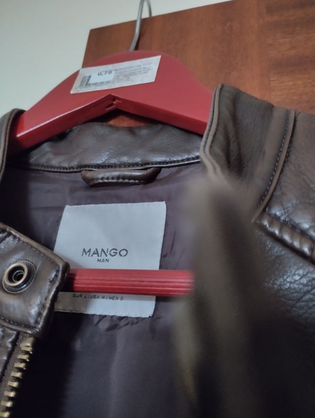 Cazadora polipiel de Mango