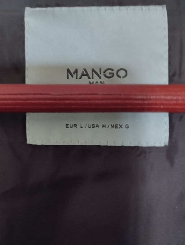 Cazadora polipiel de Mango