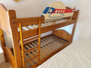 Litera de madera maciza