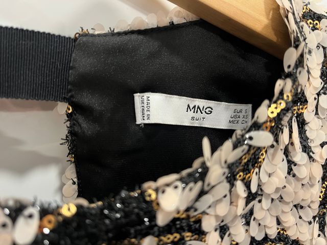 Top Mango de lentejuelas