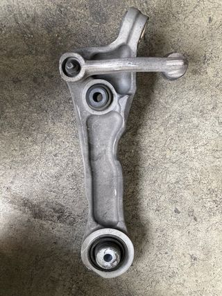 Brazo suspensión Jaguar 