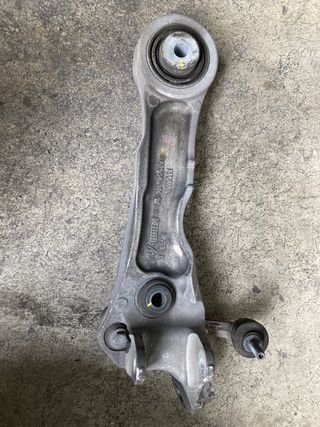 Brazo suspensión Jaguar 