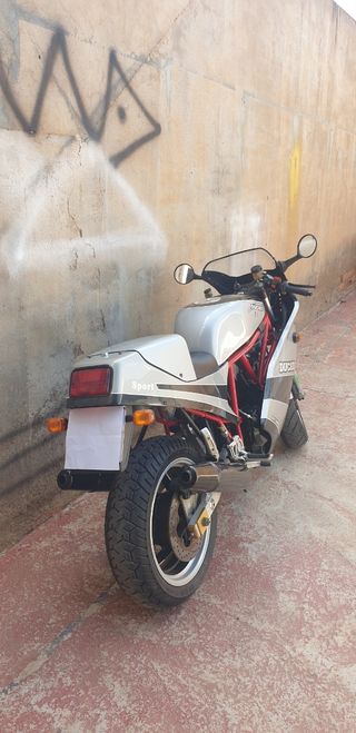 Ducati 750 Sport