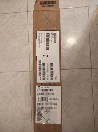 Portátil HP 255G8