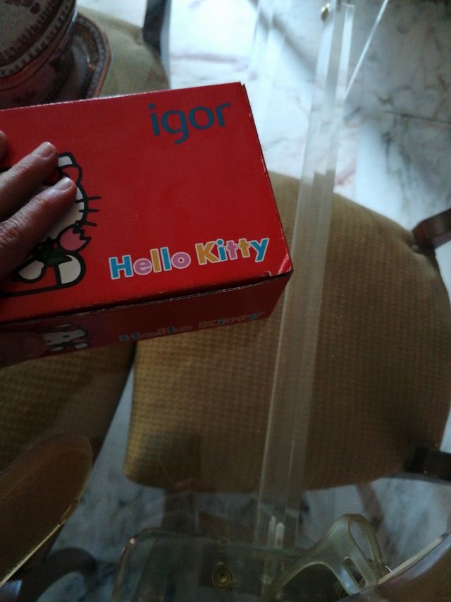 zapatillas goma niña Igor. 24