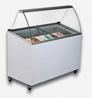 VITRINA HELADOS