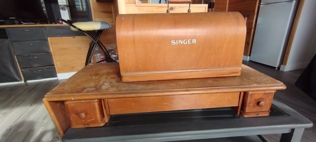 Maquina de coser singer