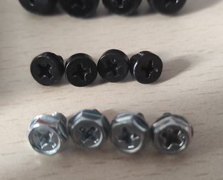 Lector 8 en 1 para placa base