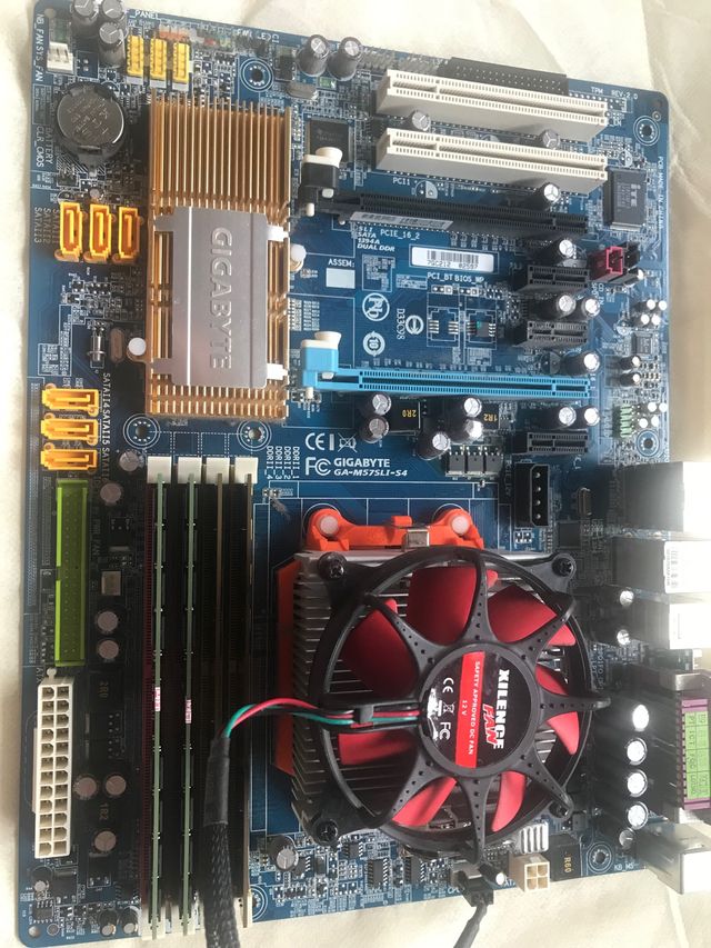 Placa base Gigabyte Ga-M57SLI-S4