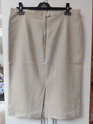 Falda beige señora