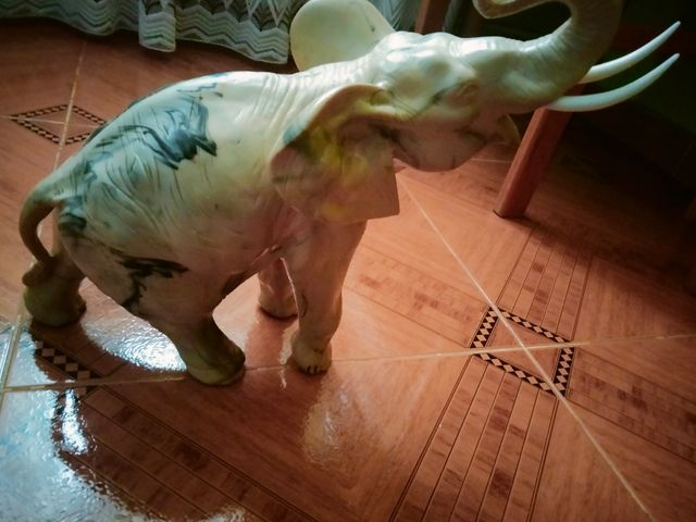 Elefante porcelana