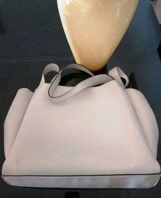 BOLSO GRANDE DE ZARA COLOR BEIS