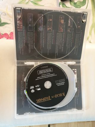 Juego de tronos segunda temporada en DvD.