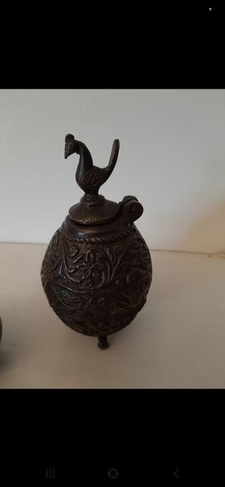 Tinteiro em bronze gravado
