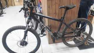 Bicicleta rockrider 500 Decathlon.