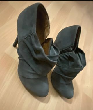 Botines zara grises t38 piel