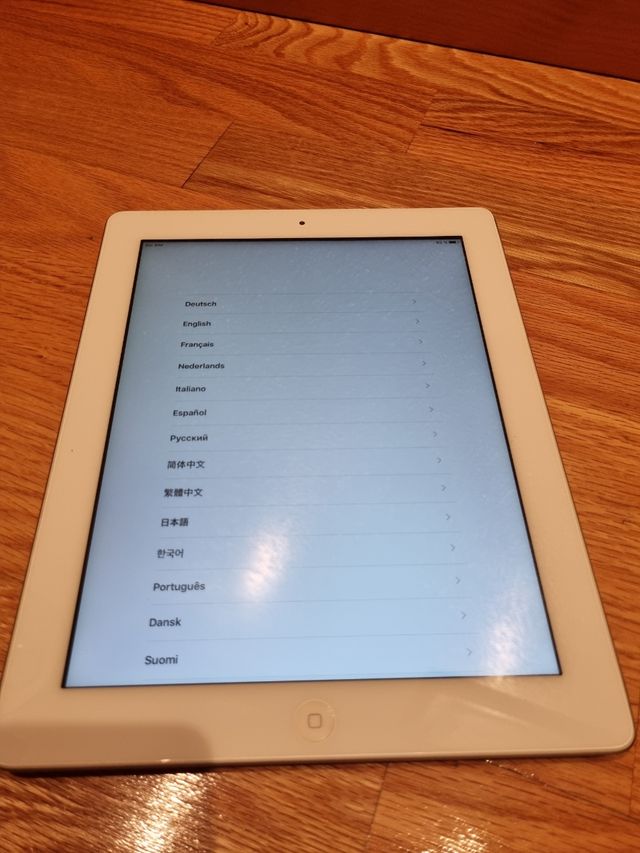 Apple Ipad 3 generacion 64GB y teclado Logitech