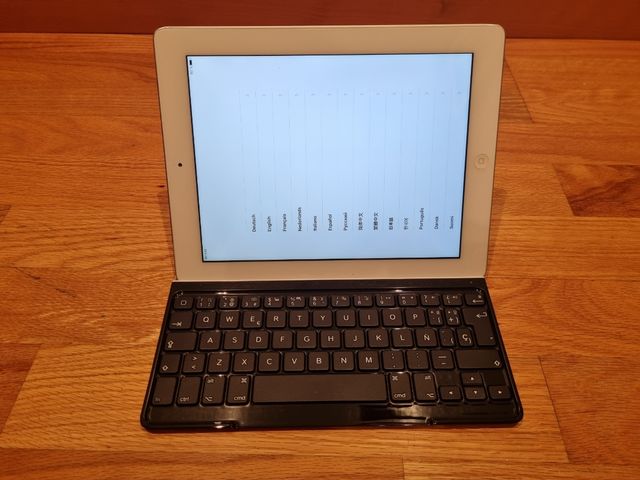 Apple Ipad 3 generacion 64GB y teclado Logitech