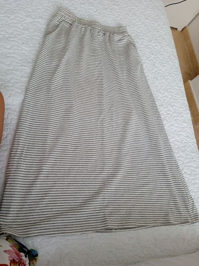 conjunto falda y sudadera