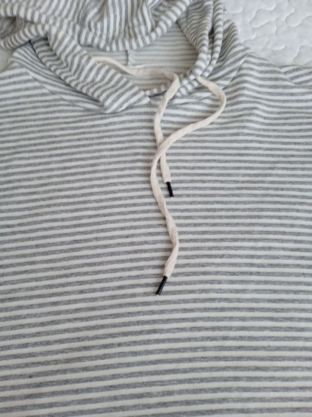 conjunto falda y sudadera