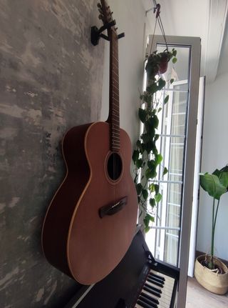 Guitarra acústica Alhambra