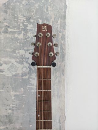 Guitarra acústica Alhambra