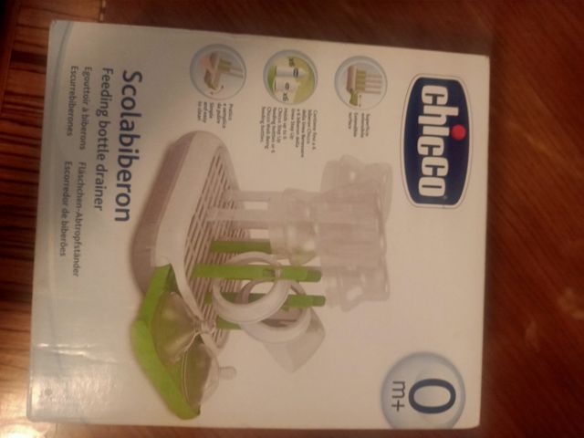 Escurre  bibes y chupetes