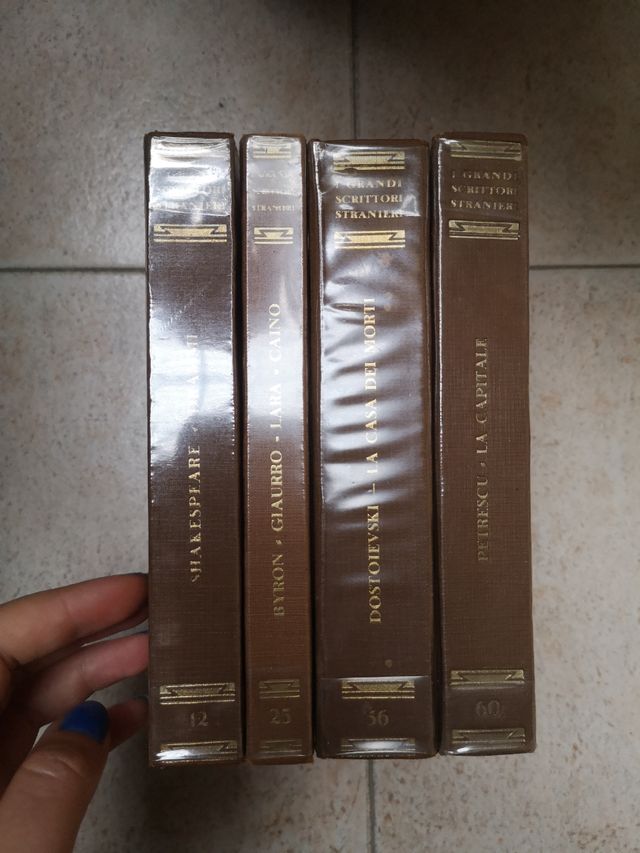 collana di 4 libri vintage I grandi scrittori stra